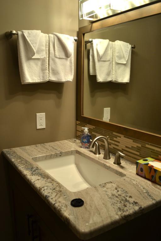 Radium Elk Park B&B Radium Hot Springs Ruang foto